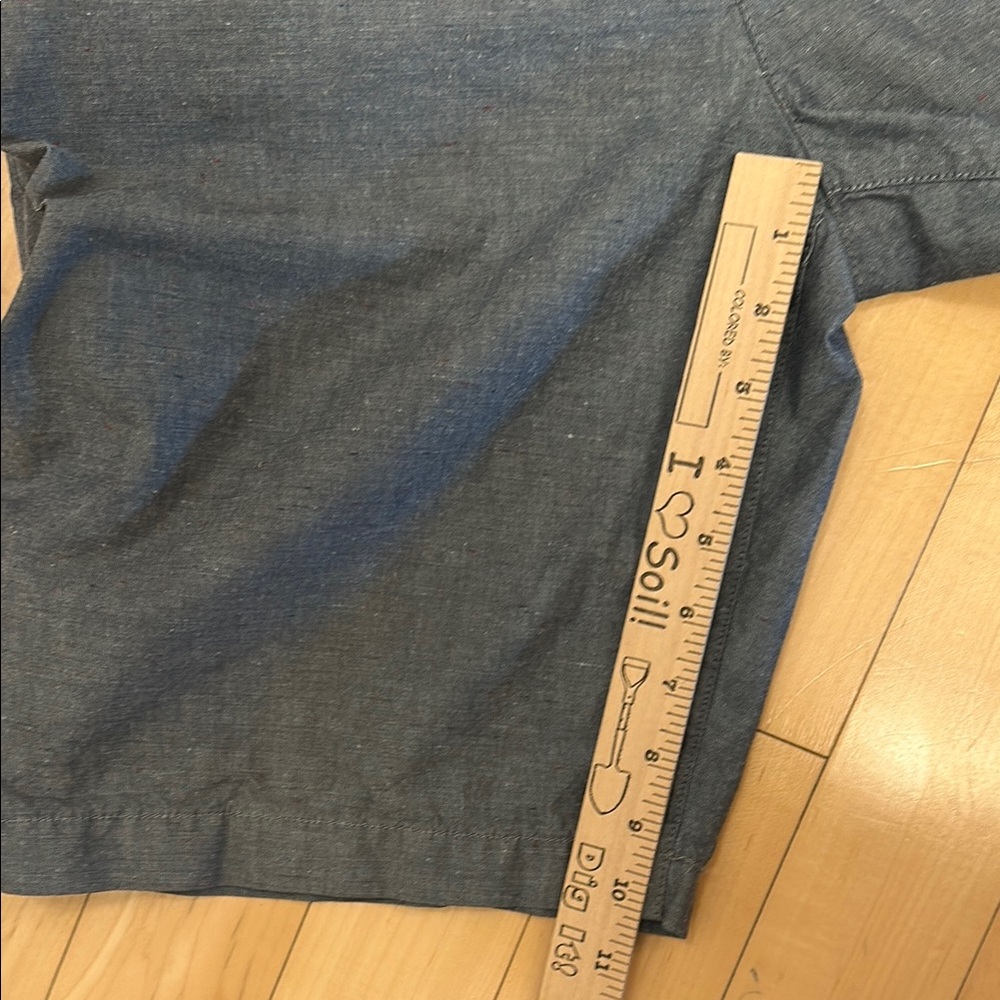Men's Gray Casual Dress Shorts - Picture 6 of 6